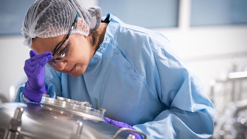 Collaboratrice-de-Marcy-L'Etoile